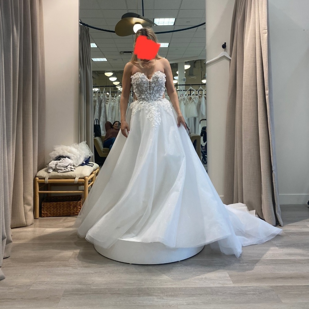 Wedding dress